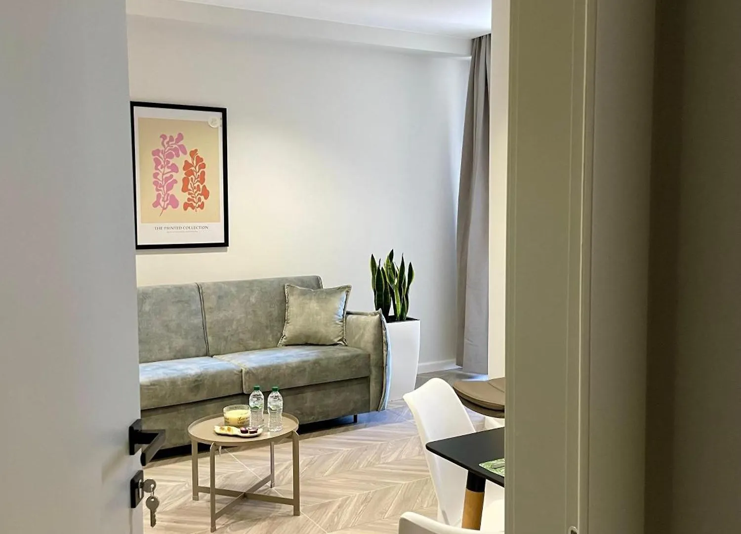 - Free Parking - Comfy City Center Apartment - Durres