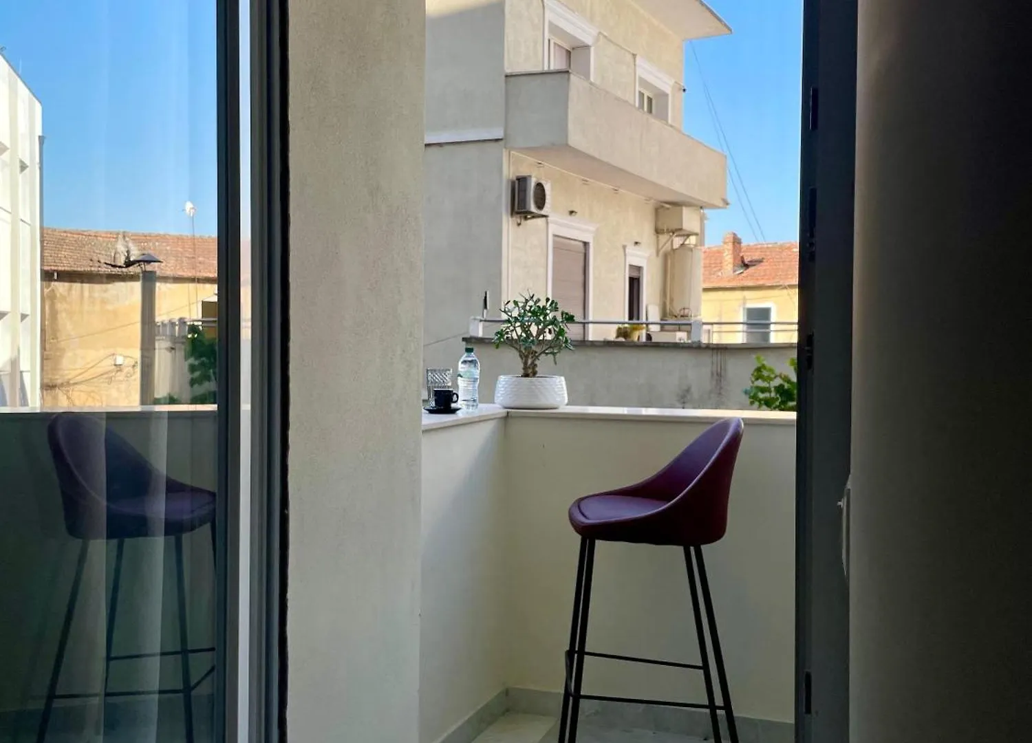 - Free Parking - Comfy City Center Apartment - Durres Albania